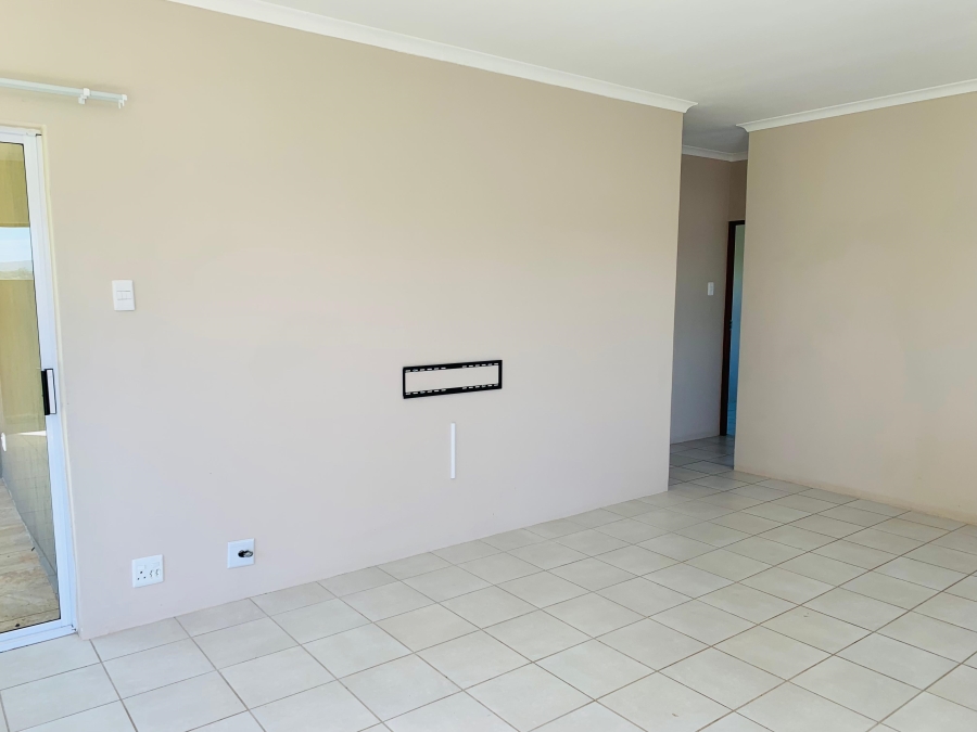 3 Bedroom Property for Sale in Kidds Beach Eastern Cape